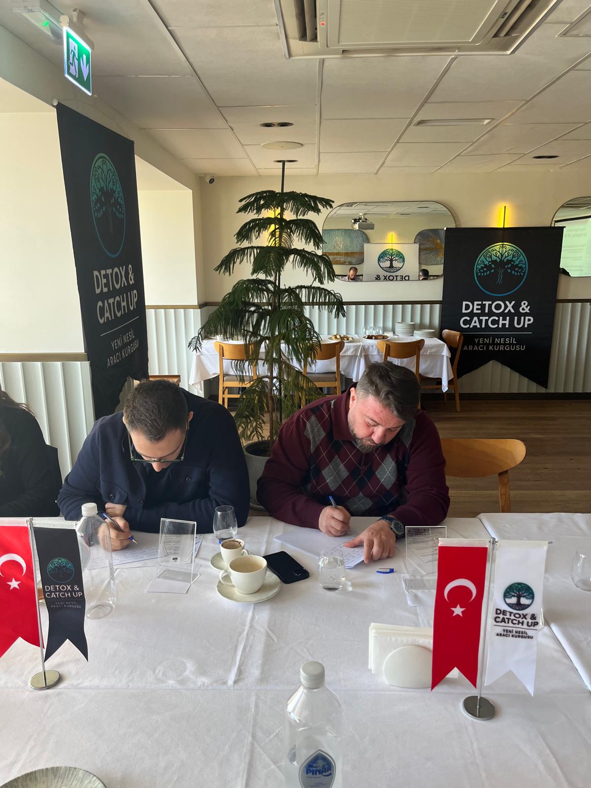 Detox & Catch Up (26)