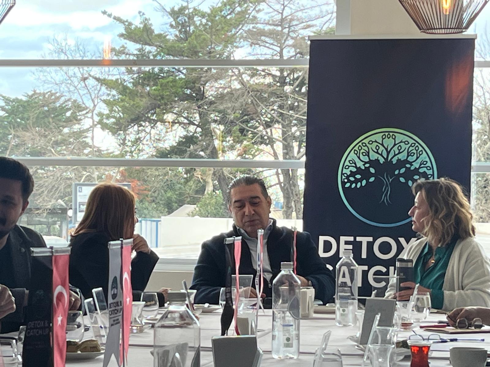 Detox & Catch Up (39)